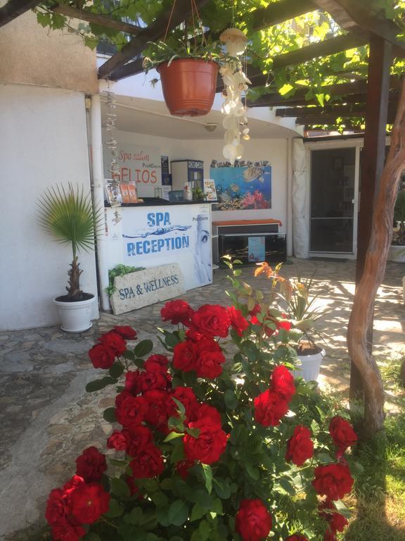 Helios Hotel Balchik Ngoại thất bức ảnh