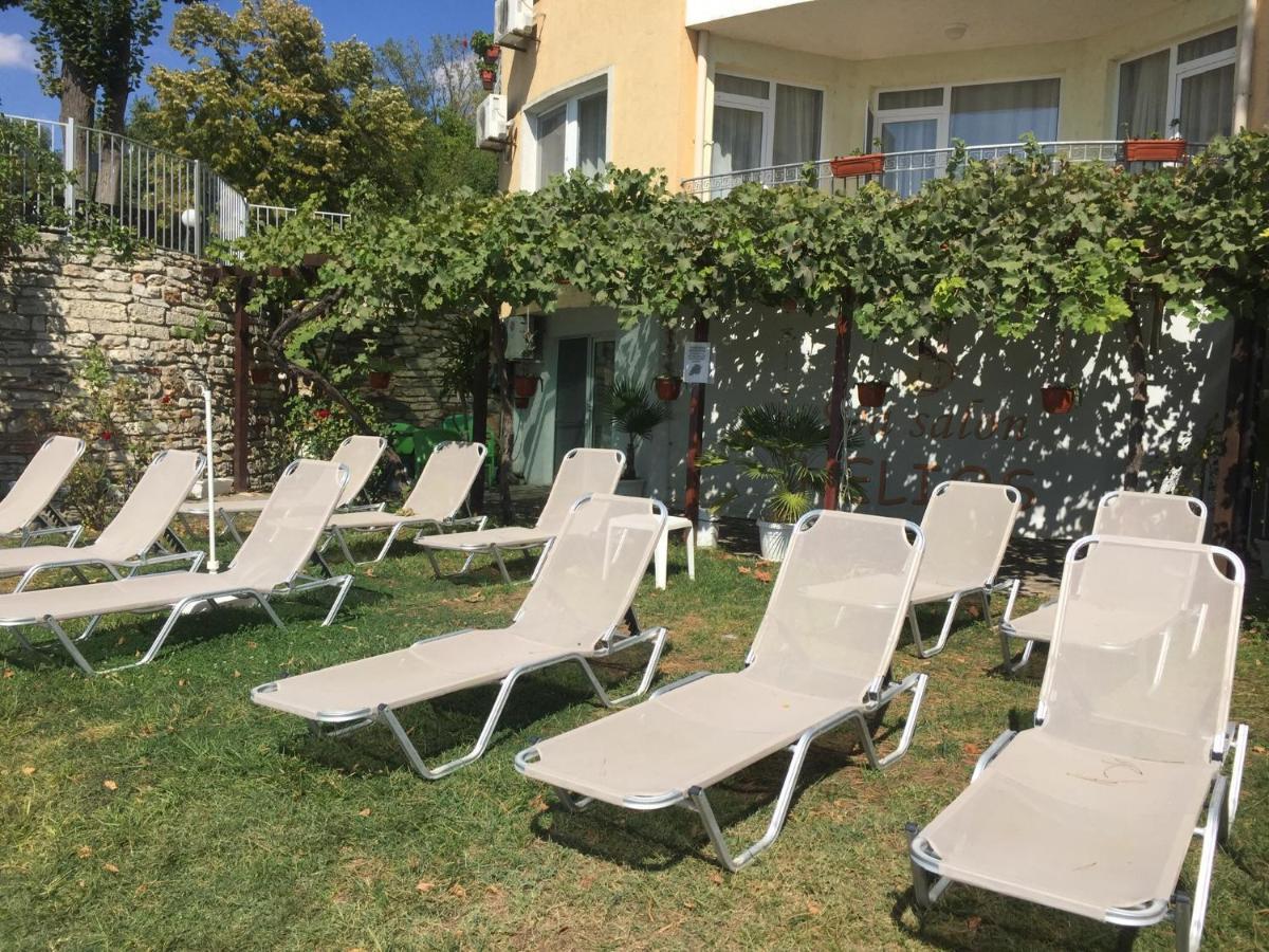 Helios Hotel Balchik Ngoại thất bức ảnh