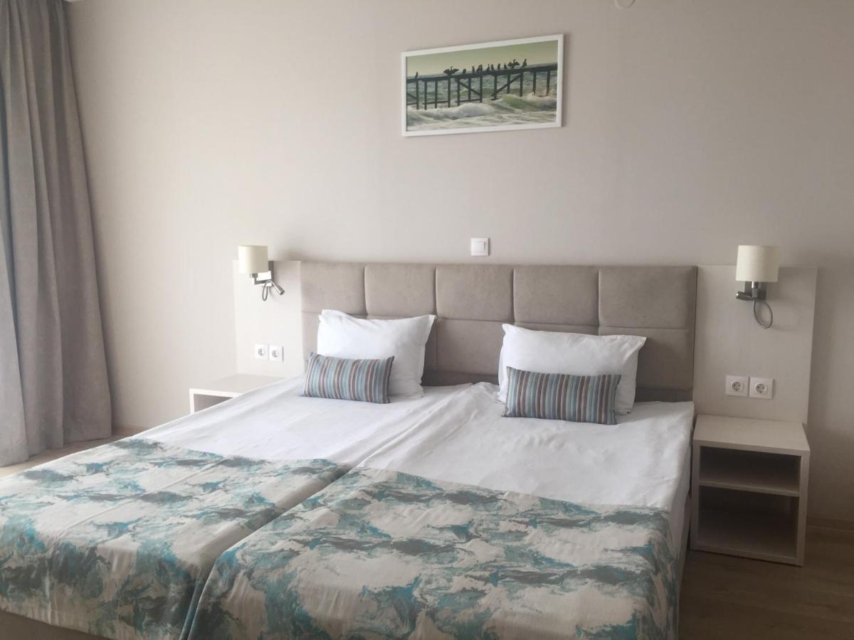 Helios Hotel Balchik Ngoại thất bức ảnh